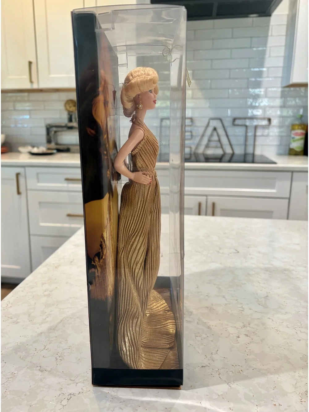 Barbie as Marilyn Monroe: Blonde Ambition Doll (2009 Pink Label) - NRFB New BX
